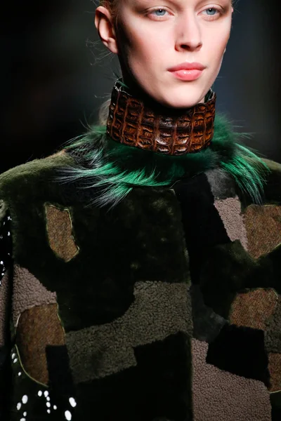 Look 87